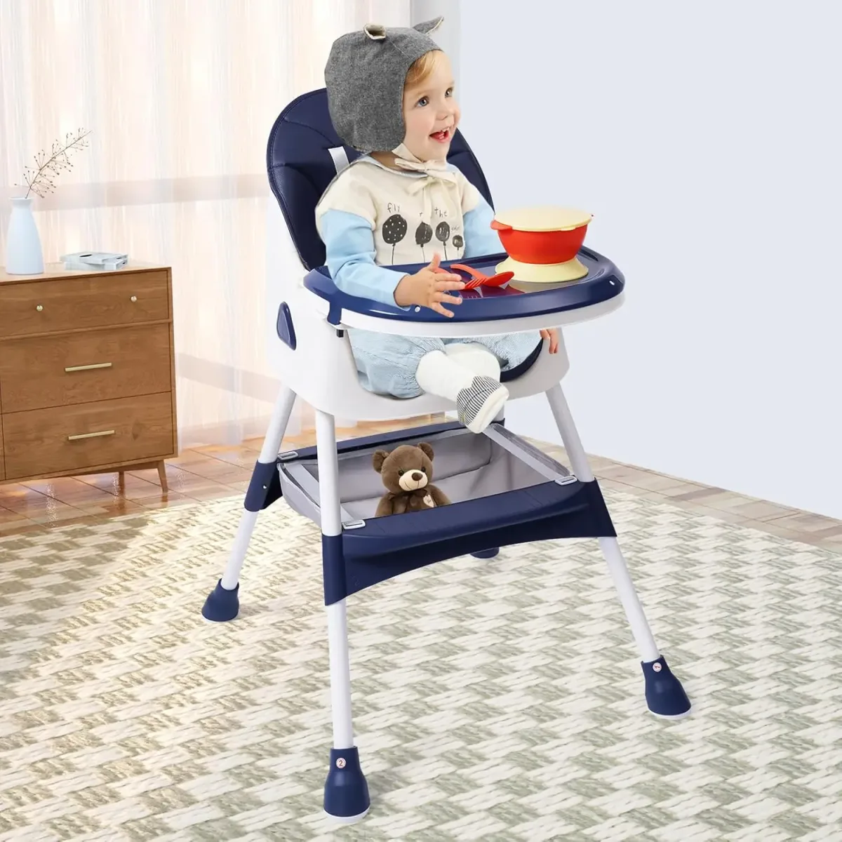 Chaise haute bébé bleue à double plateau