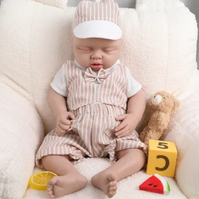 Poupée reborn en silicone, bébé garçon 53 cm – image 3