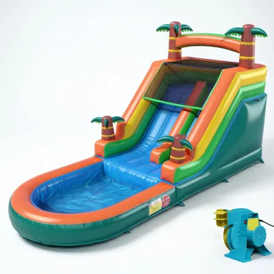 Structure gonflable avec toboggan aquatique – image 2
